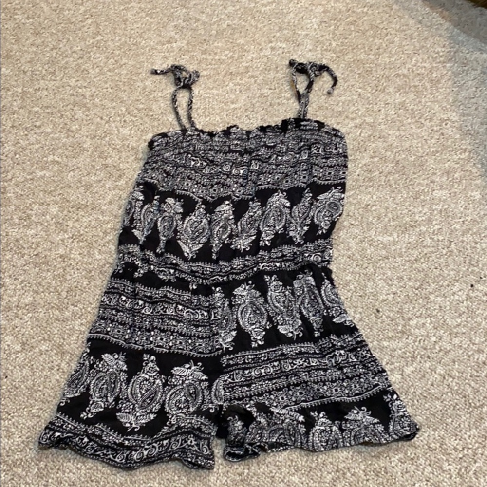 Vintage Havana black & white romper size XL kids